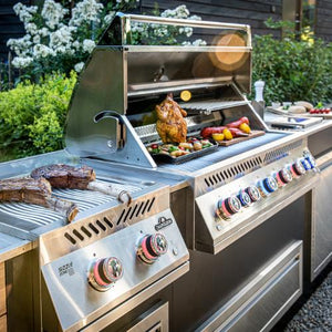 Best of 2025: Built-In BBQs