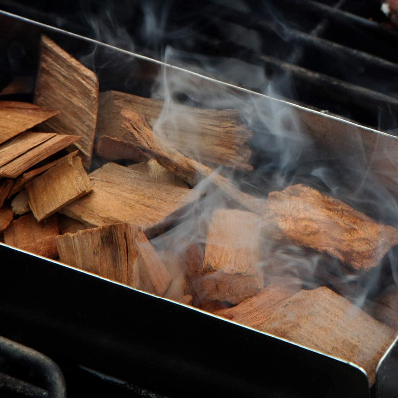 Big Green Egg Whiskey Barrel Smoking Wood Chips 2.9 L