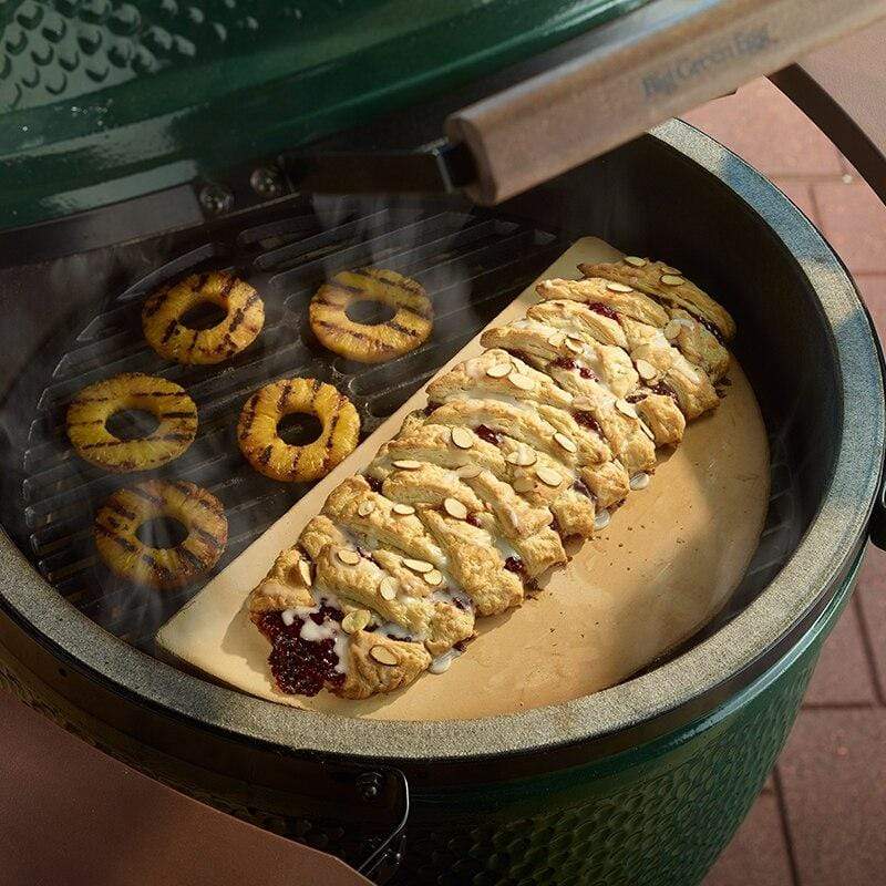 Big Green Egg 121035 - Half Moon Ceramic Stone (LG)