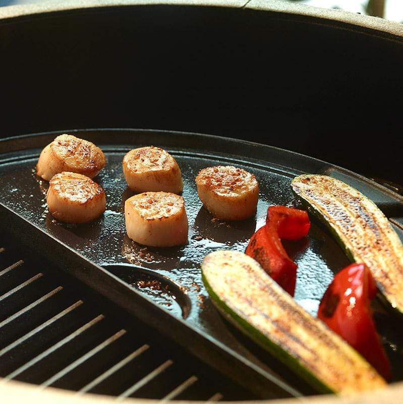 Big Green Egg - Half-Moon Cast Iron Plancha Griddles
