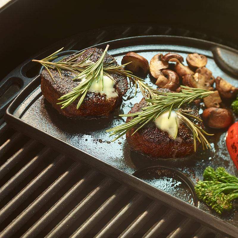 Big Green Egg - Half-Moon Cast Iron Plancha Griddles