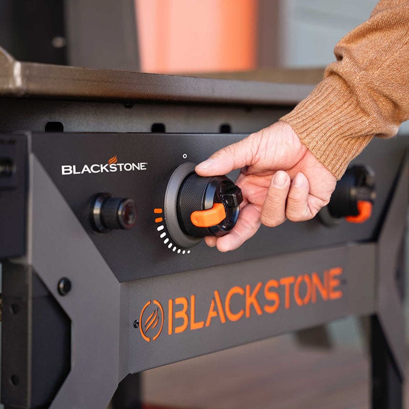 Blackstone Original 28" Griddle W/Hood Iron Forged