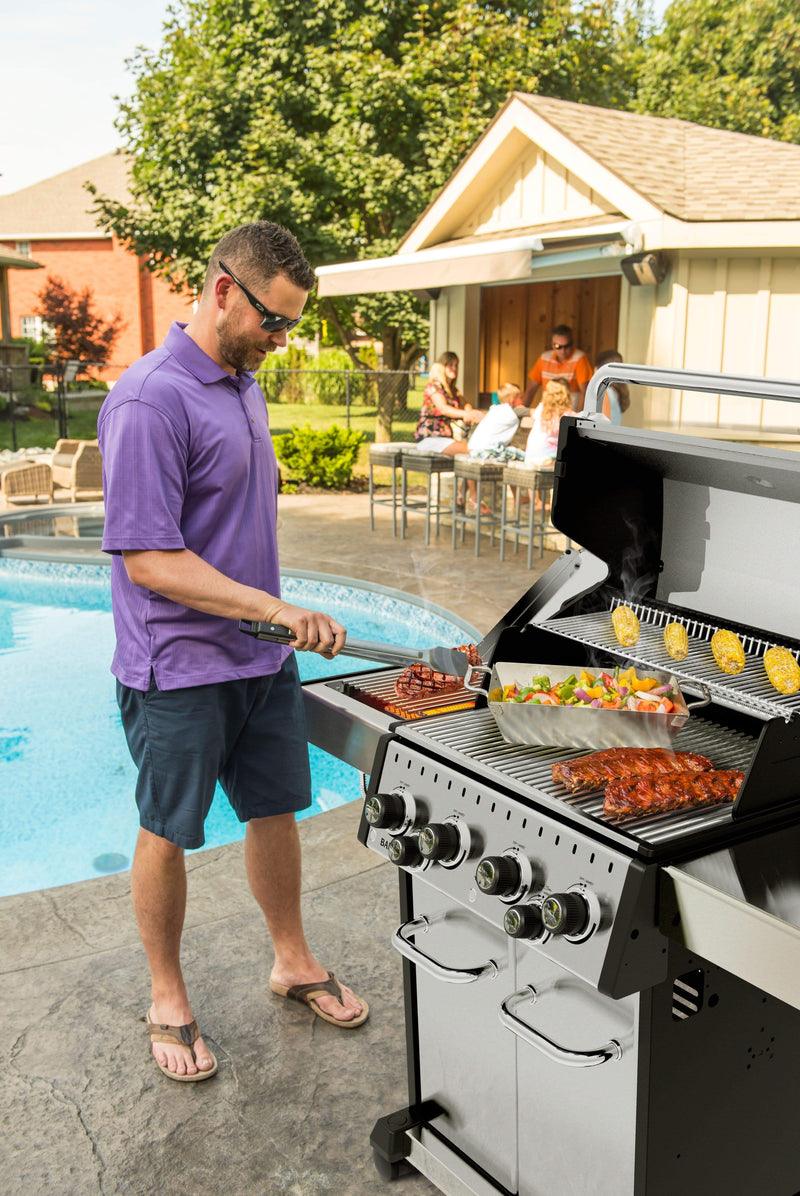 Broil King BARON S490 PRO IR BBQ with Infrared Side Burner, Rear Rotisserie Burner & Rotisserie Kit