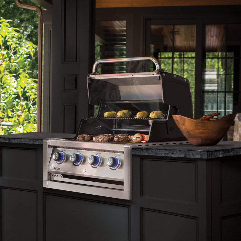 Broil King Broil King REGAL S420 4-Burner Built-In Grill with 9mm Stainless Steel Cooking Grids Built-in Gas Grill