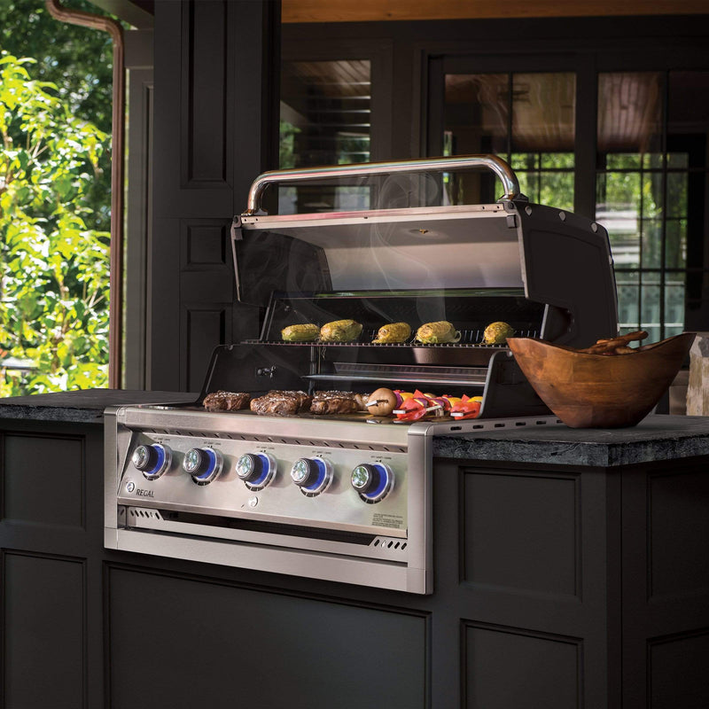 Broil King Broil King REGAL S520 5-Burner Built-In Grill w/ 9mm Stainless Steel Cooking Grids Built-in Gas Grill