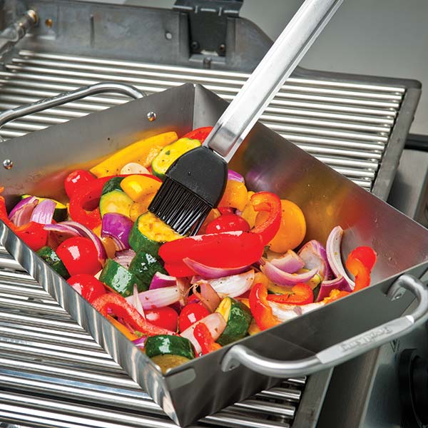 Broil King Broil King Wok Topper Premium Stainless Steel 69818 69818 Accessory Grill Basket & Topper 060162698187