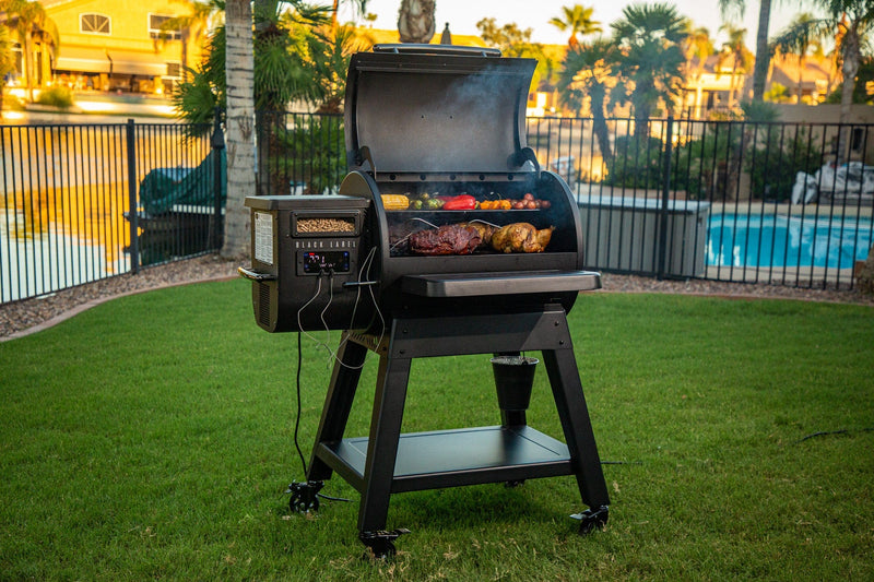 Louisiana Grills Black Label 800 Pellet Grill & Smoker with WIFI Control