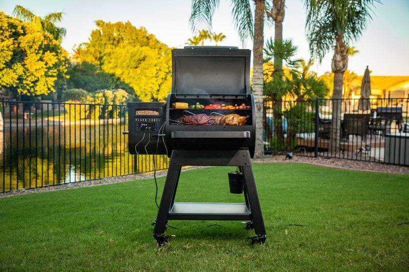 Louisiana Grills Black Label 800 Pellet Grill & Smoker with WIFI Control