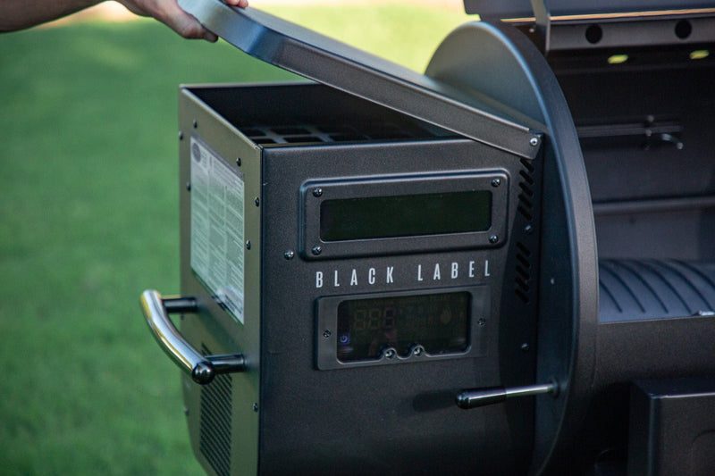 Louisiana Grills Black Label 800 Pellet Grill & Smoker with WIFI Control