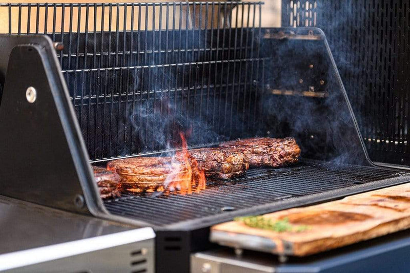 Masterbuilt Gravity 1050 Digital Charcoal Grill & Smoker w/ WIFI Control