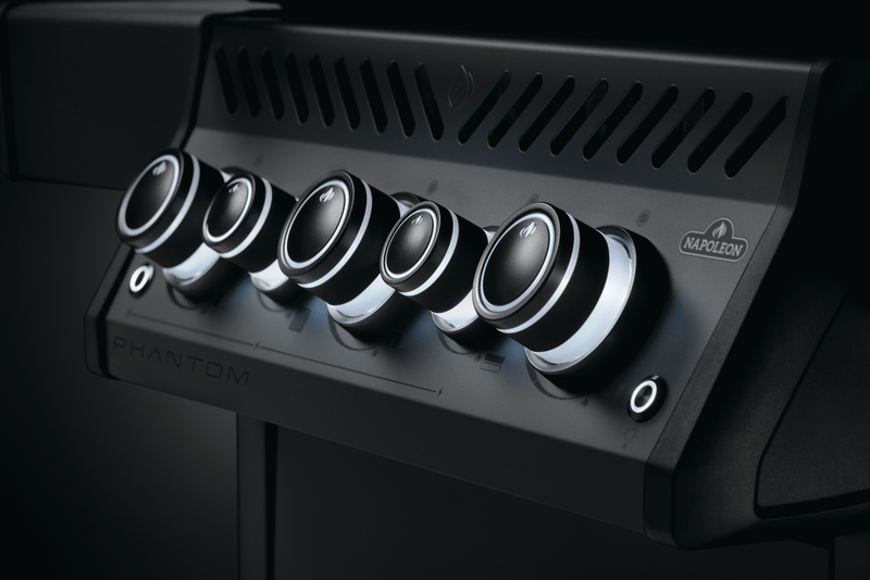 Napoleon PHANTOM Rogue SE 425 BBQ with Infrared Side & Rear Burners