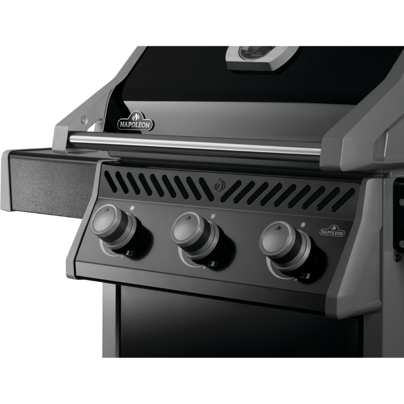 Napoleon Rogue 425 3-Burner Gas Grill