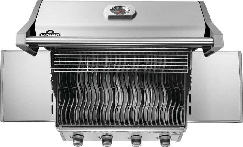 Napoleon Rogue 525 4-Burner Gas Grill