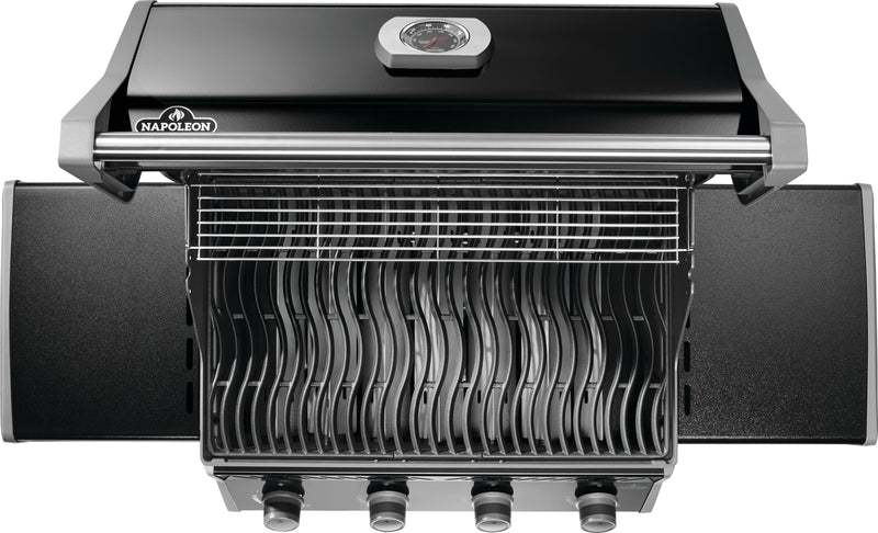 Napoleon Rogue 525 4-Burner Gas Grill