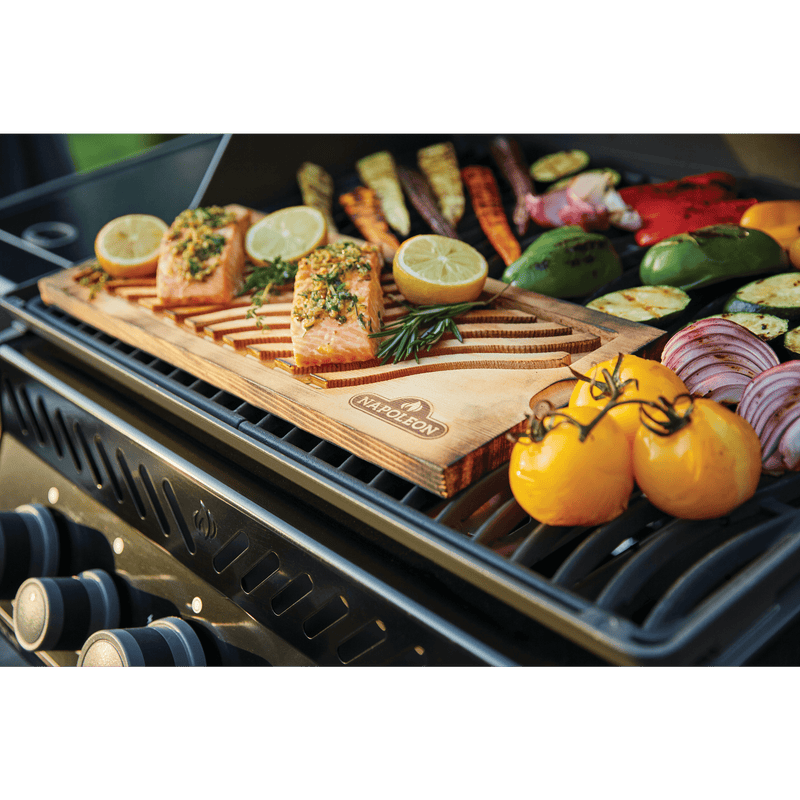 Napoleon Rogue PRO 425 Gas Grill with Infrared Side Burner - Black