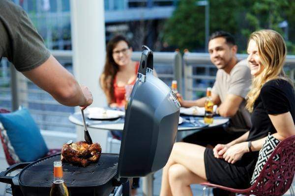 Napoleon Napoleon TravelQ PRO 285X (Black) Portable Propane BBQ with Scissor Cart PRO285X-BK Propane / Black PRO285X-BK Portable Gas Grill 629162128072