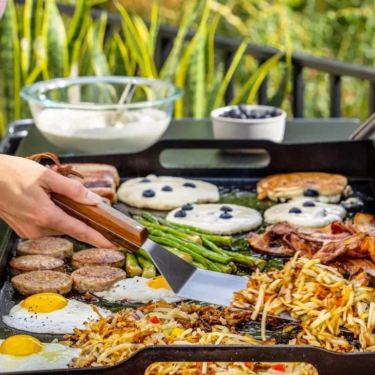 Traeger Flat Top Essential Bundle