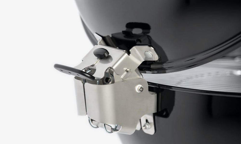 Weber Master-Touch Premium Charcoal Grill 22"